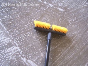 Nettoyez votre plancher de garage