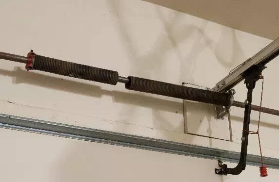 Ressort de porte de garage brisé